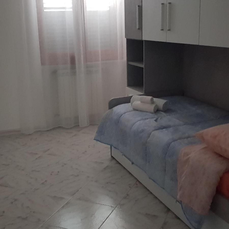 B&B A Casa Di Anto Έμπολι Εξωτερικό φωτογραφία